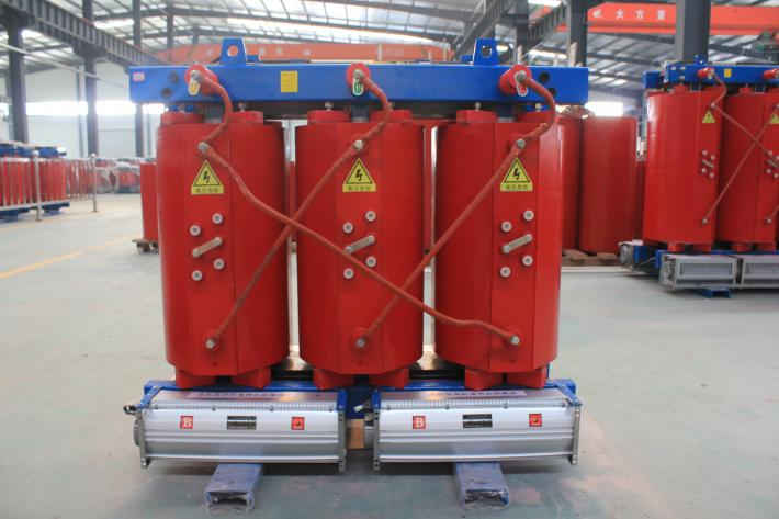 一般北京創(chuàng)聯匯通電氣全鋁的干式變壓器800kva價格是33900元，全銅的800kva干式變壓器價格是65000元。